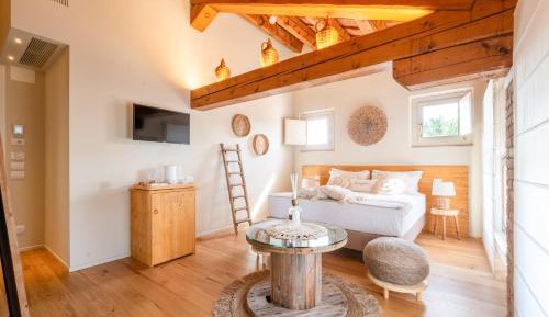 Junior Suite with Garden View