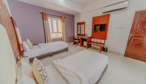 Standard Twin Room with Sofa