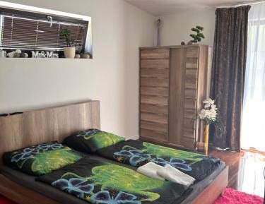 Deluxe Double Room with Bath