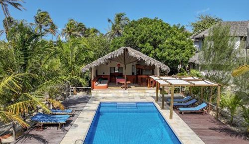Bungalow with Garden View