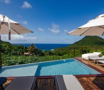 Deluxe Double Room with Balcony and Sea View