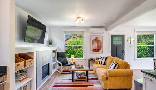 One-Bedroom Holiday Home