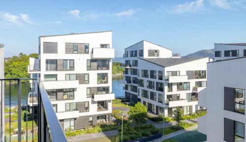 One-Bedroom Apartment with Garden View