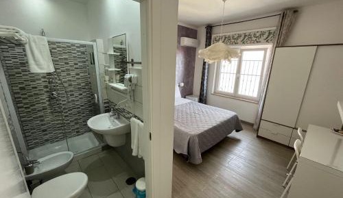 Large Double or Twin Room