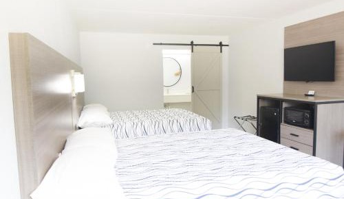 King Room - Non-Smoking