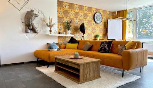 Three-Bedroom Apartment with Balcony