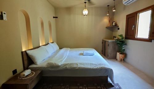 King Room with Spa Bath