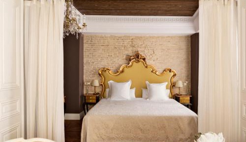 Junior Suite with  Jacuzzi®