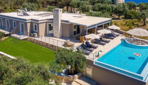 Deluxe Villa
