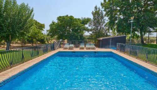 Three-Bedroom Superior Apartment