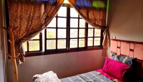 Quadruple Room with Mountain View
