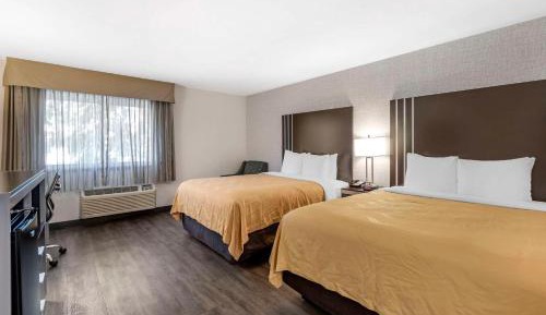 Standard Room, 2 Queen Beds, Non Smoking