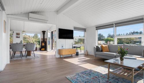 Two-Bedroom Holiday Home