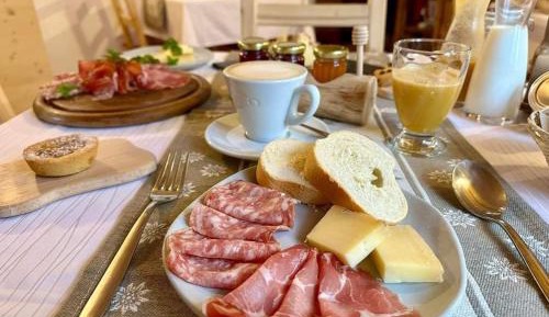 Double or Twin Room with Private Bathroom