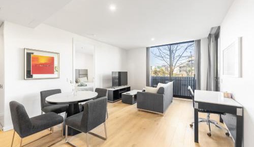 Two-Bedroom Apartment with Balcony