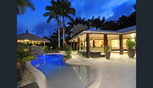 Six-Bedroom House