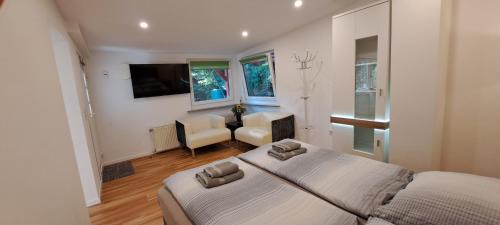 Bungalow with Garden View