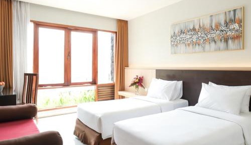 Deluxe Twin Room with Pool View - No Balcony