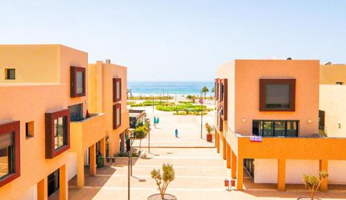 Three-Bedroom Deluxe Apartment