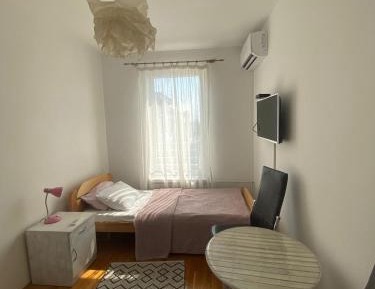 Single Room with Shared Bathroom