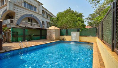Two-Bedroom Apartment with Balcony