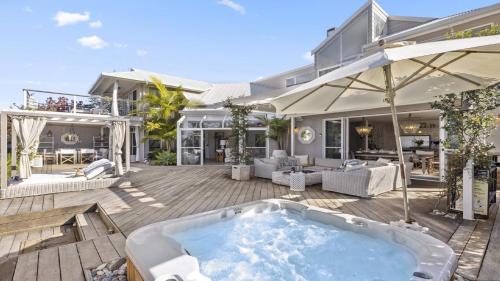 Four-Bedroom Holiday Home