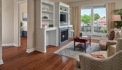 Captain's Suite
