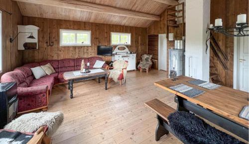 Three-Bedroom Holiday Home 