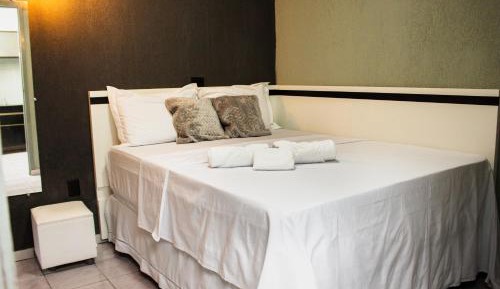 Studio Apartment with Queen Bed