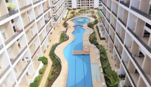 One-Bedroom Apartment with Balcony and Sea View