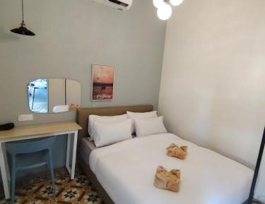 Double Room with Shared Bathroom