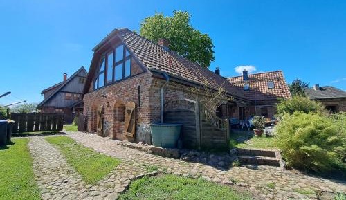 One-Bedroom Apartment with Terrace