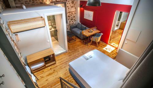 Queen Suite with Spa Bath