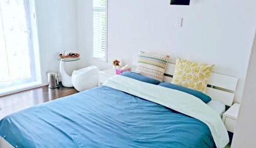Deluxe Queen Room