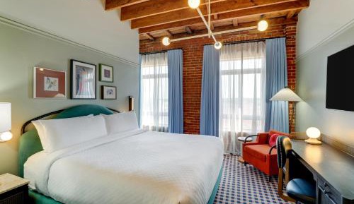 Standard King Room - Hearing Accessible