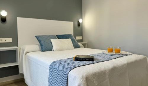 Studio with Spa Bath