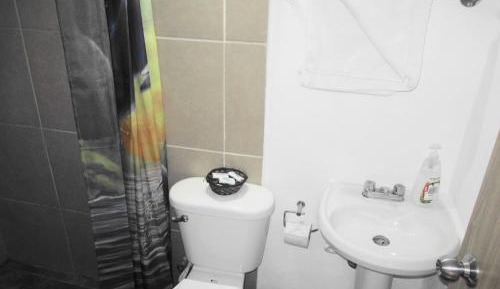 Twin Room with Private Bathroom