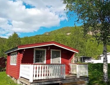 Cottage with Shared Bathroom