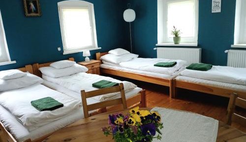 Quadruple Room with Private Bathroom