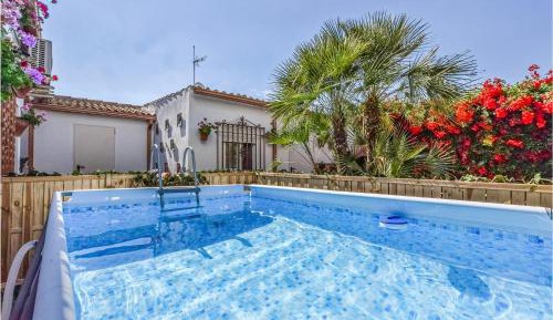 Three-Bedroom Holiday Home 