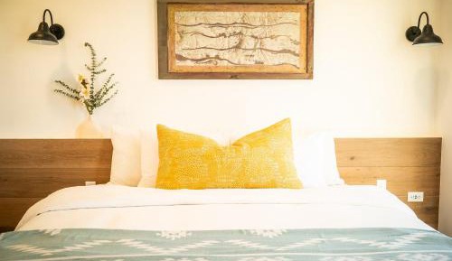 Suite with Mountain View