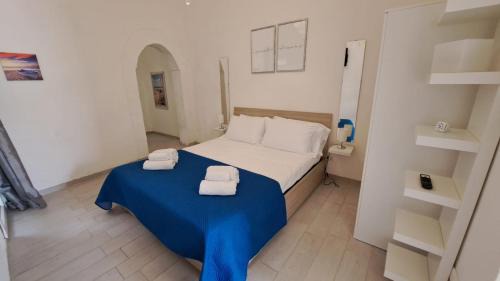 One-Bedroom Standard Apartment