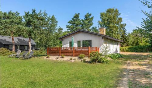 Three-Bedroom Holiday Home 