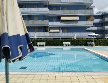 One-Bedroom Apartment with Terrace