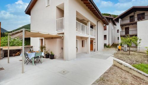 Three-Bedroom Holiday Home 