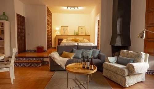 One-bedroom Loft Apartment 