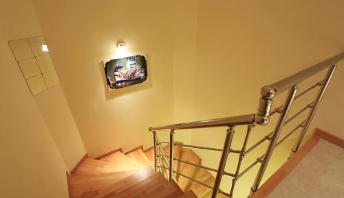 Family Apartment (8 Adults + 1 Child)