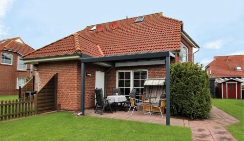 Two-Bedroom Holiday Home