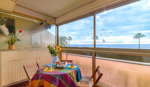 Superior One-Bedroom Apartment with Balcony