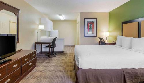 Queen Studio - Non-Smoking